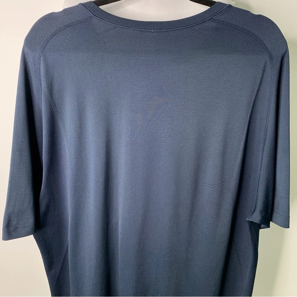 Lululemon Men's Dark Blue Short Sleeve Crew Neck T Shirt Size XXL